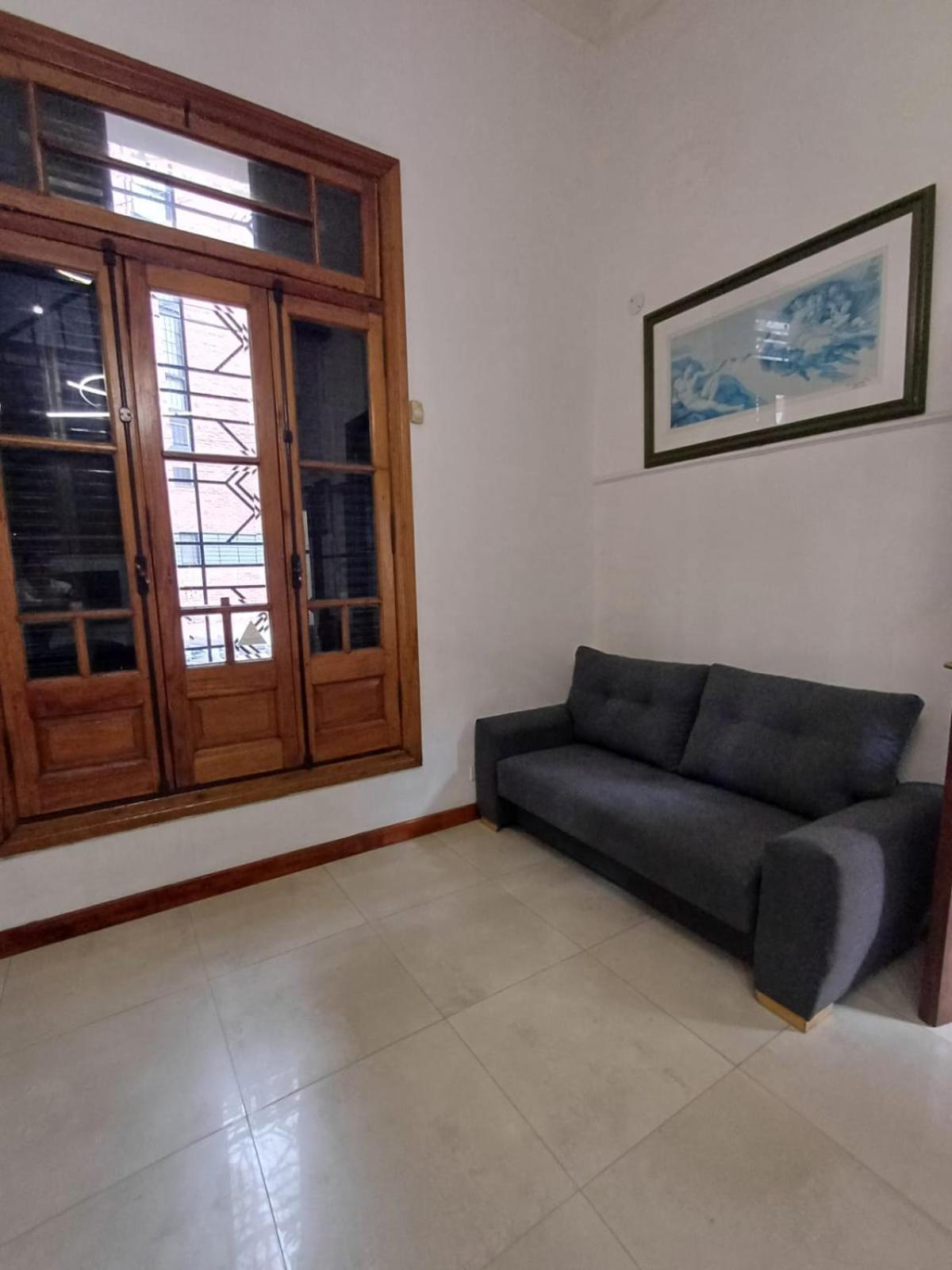 Casa Centrica En Con Cochera Doble